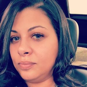 Meet your Posher, Melisha